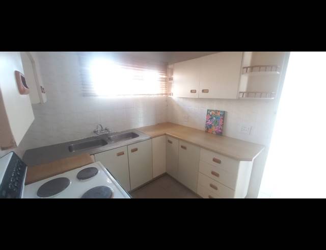 2 BEDROOM FLAT TO LET IN WINDERMERE